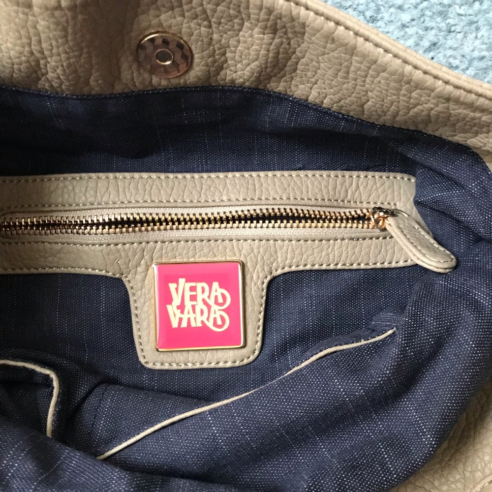 Vera Vera